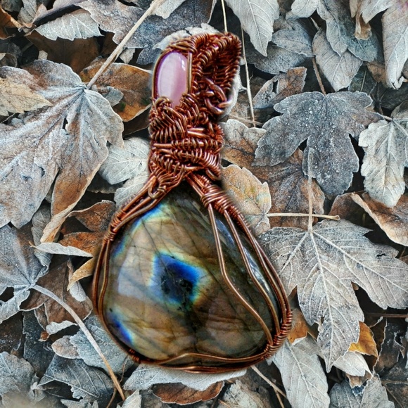 Jewelry - Host Pick Handmade Labradorite Bohemian Pendant